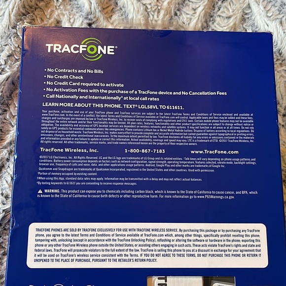 Tracfone with case - Picture 4 of 6